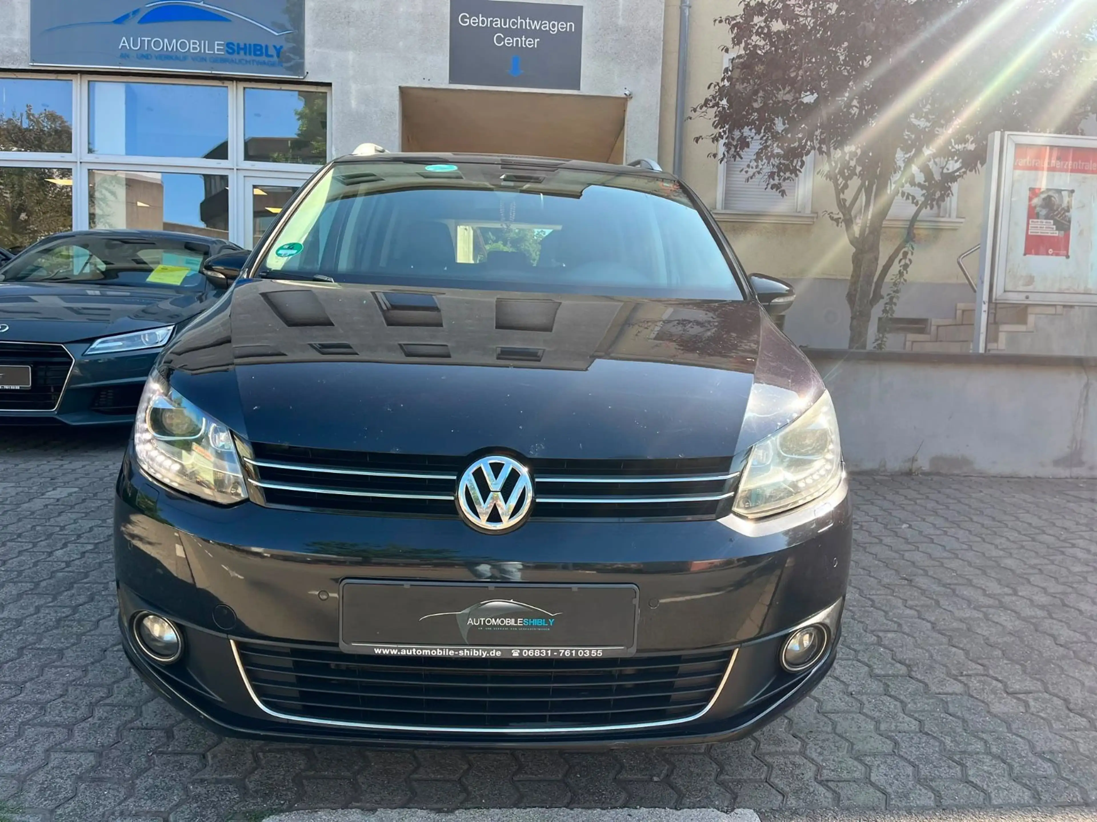 Volkswagen Touran 2,0 TDI 170PS Highline,7.STZE, LEDER — photo 2