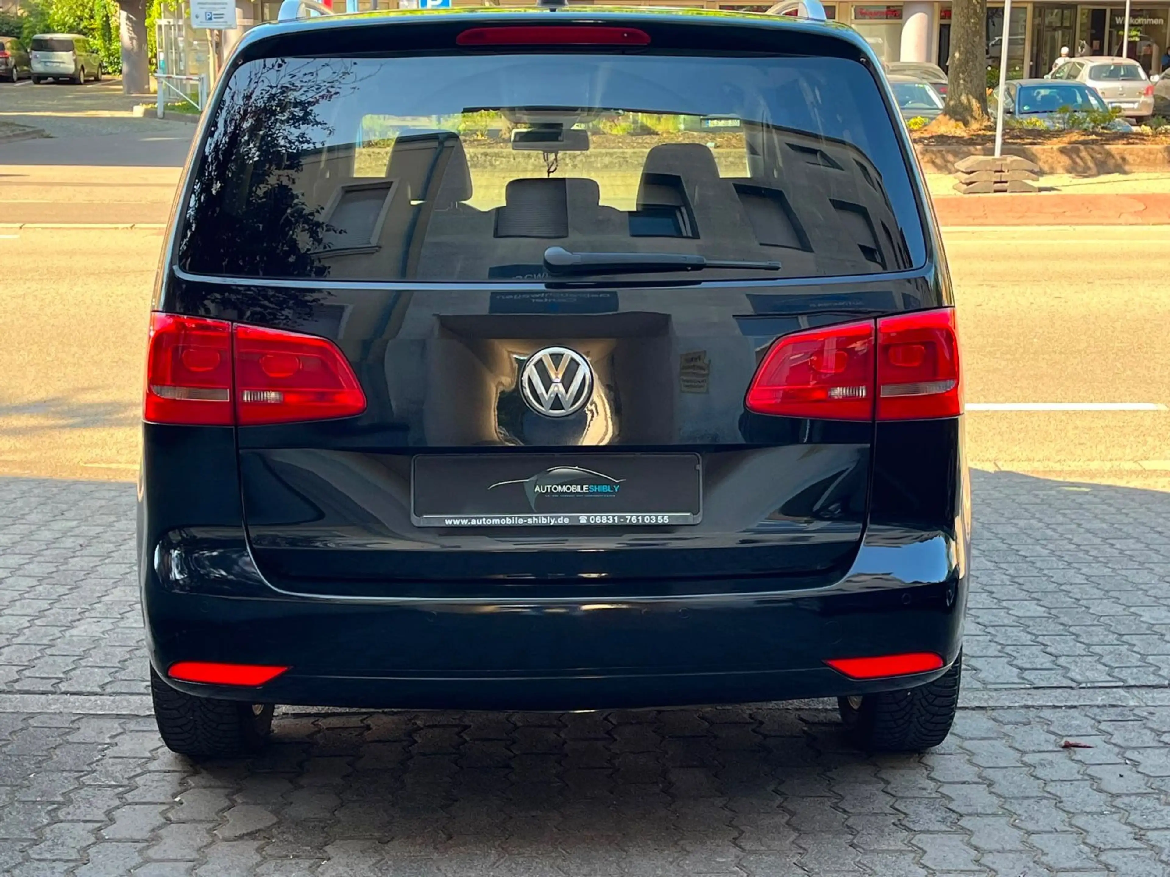 Volkswagen Touran 2,0 TDI 170PS Highline,7.STZE, LEDER — photo 7