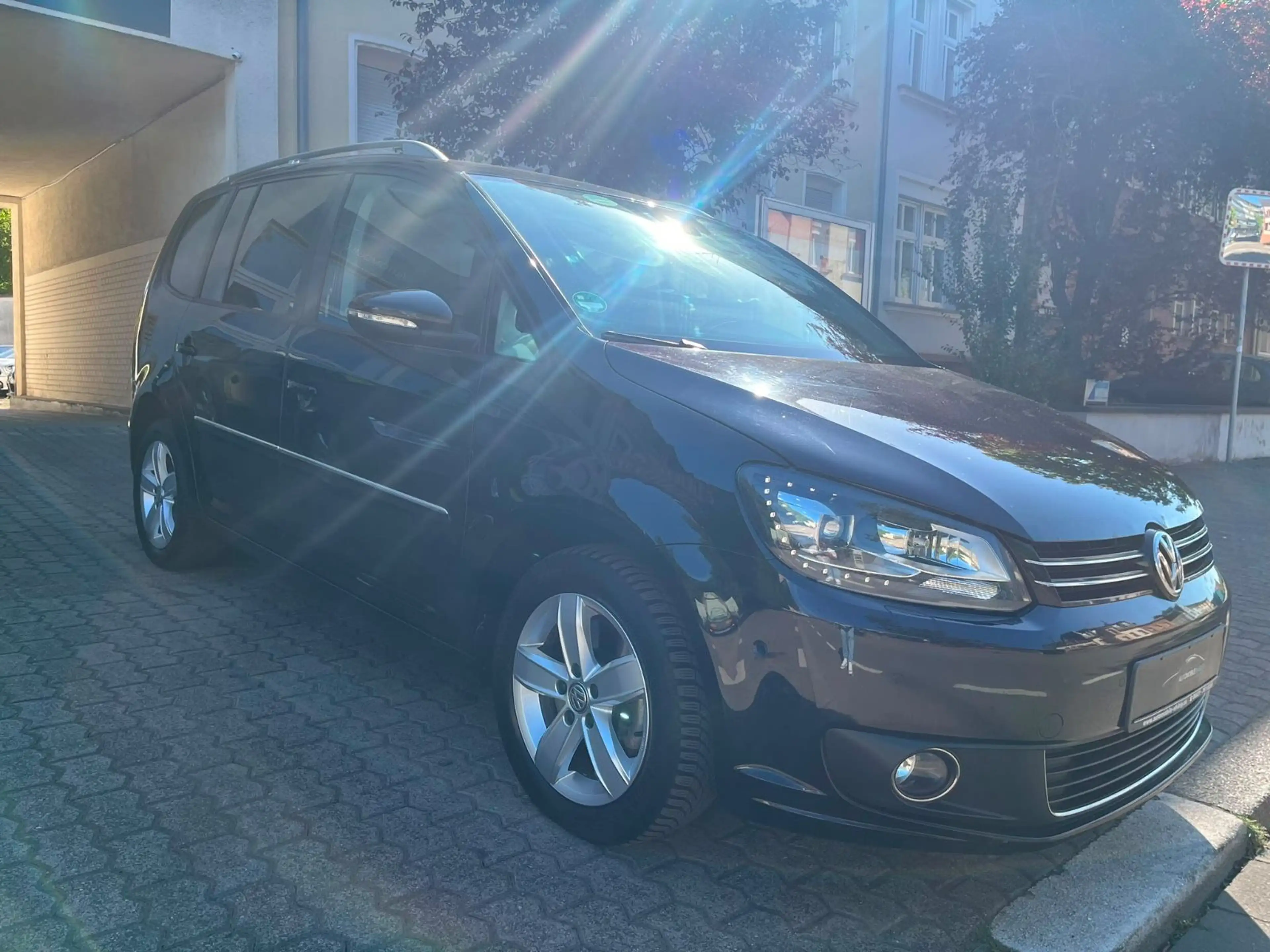 Volkswagen Touran 2,0 TDI 170PS Highline,7.STZE, LEDER — photo 3