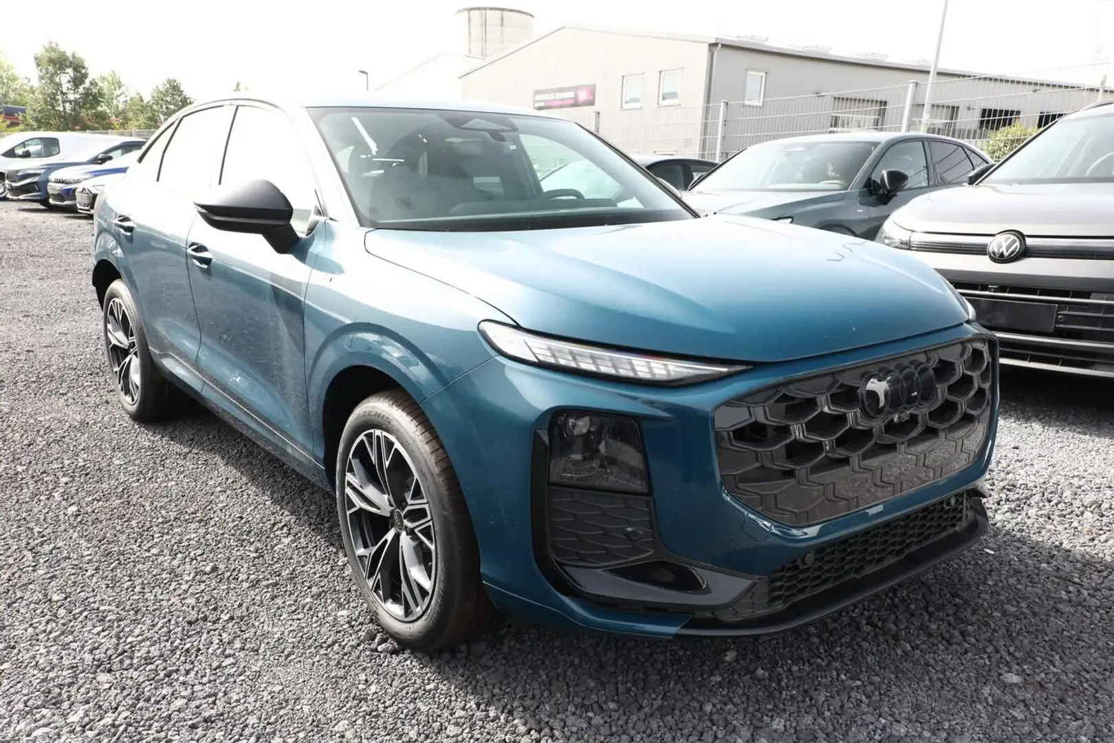 Audi Q3 Sportback quattro 2xS line Tech+ KlimaP 19Z 195... Blau - 2