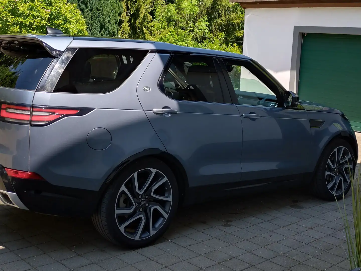 Land Rover Discovery Discovery 3.0 Sd6 HSE Luxury Blau - 1