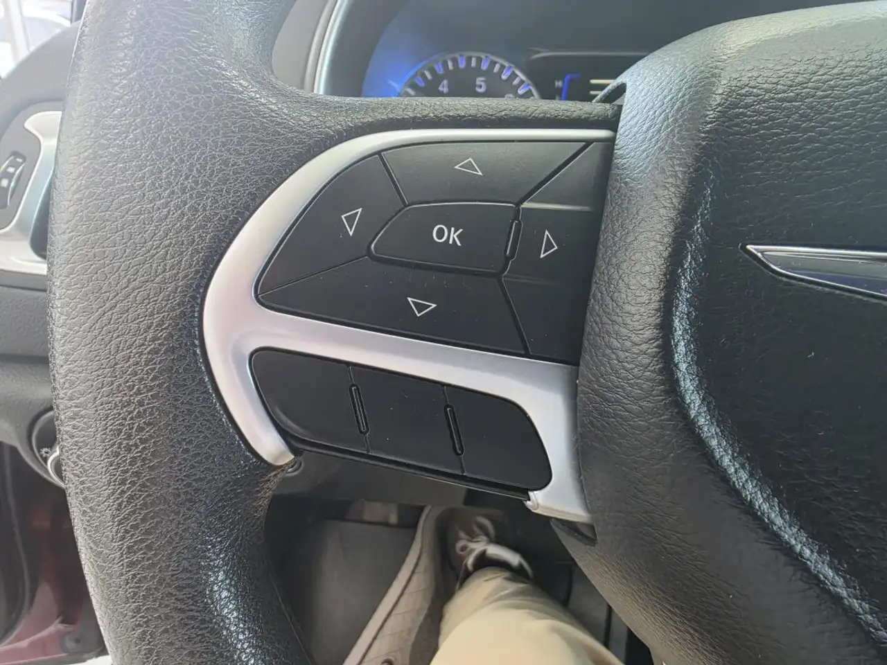 Chrysler 200 снимка Chrysler 200