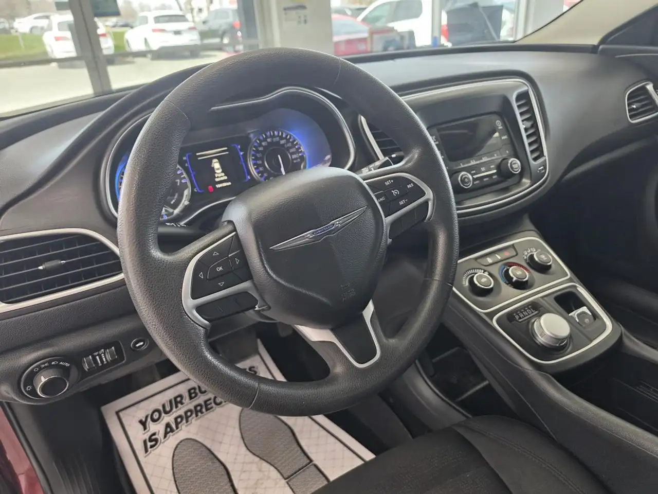 Chrysler 200 снимка Chrysler 200