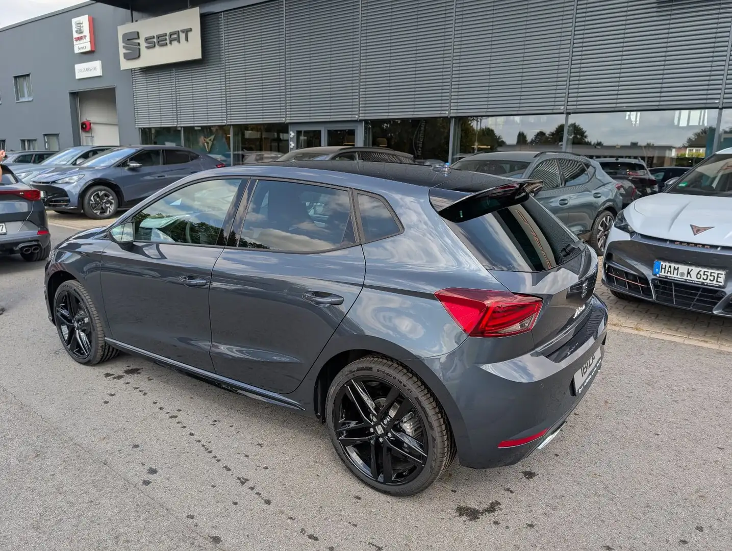 SEAT Ibiza FR 1,5 TSI DSG Black Edition Grau - 2
