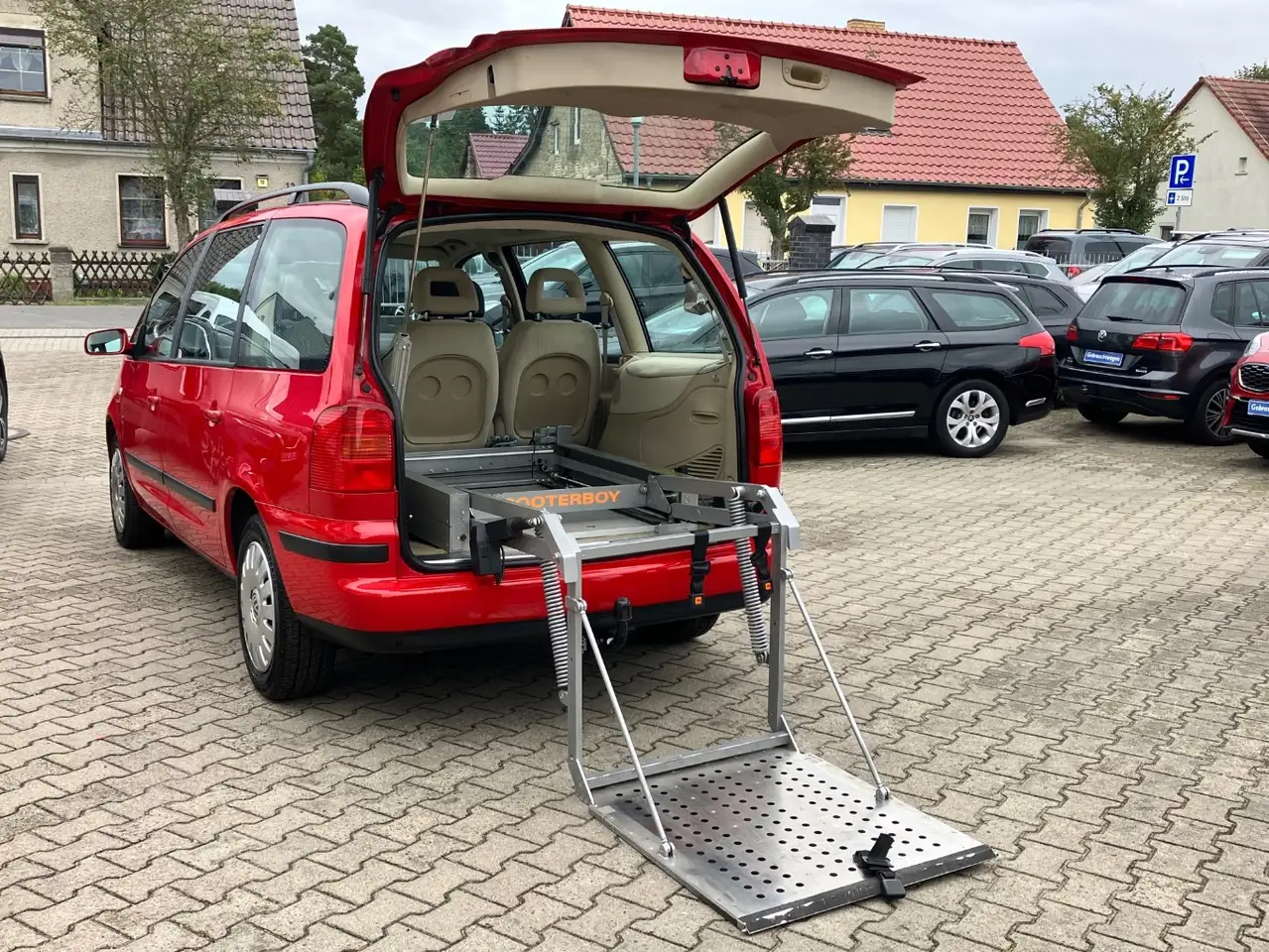 Volkswagen Sharan 1.9 TDI Autom. Rollstuhl-Lift, foto 12