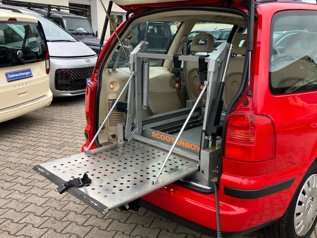 Volkswagen Sharan 1.9 TDI Autom. Rollstuhl-Lift, foto 8