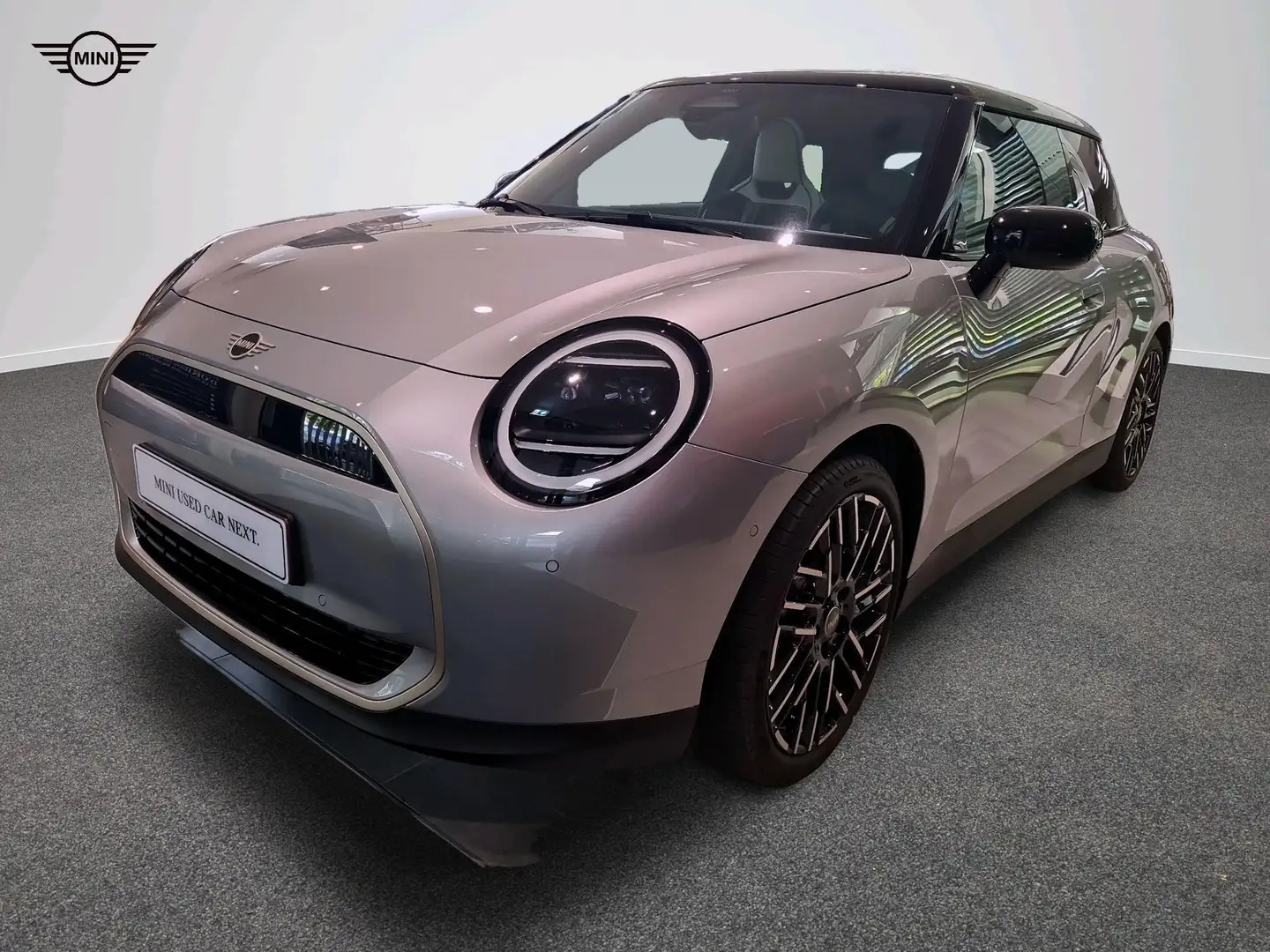 MINI Cooper E Favoured Trim Gris - 1