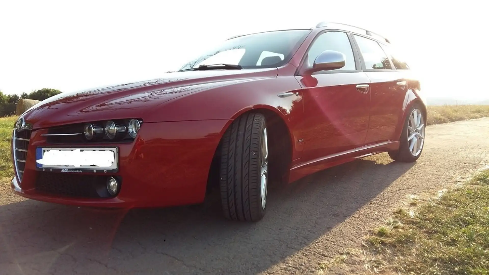 Alfa Romeo 159 Sportwagon 2.0 JTDM 16V DPF Rot - 1