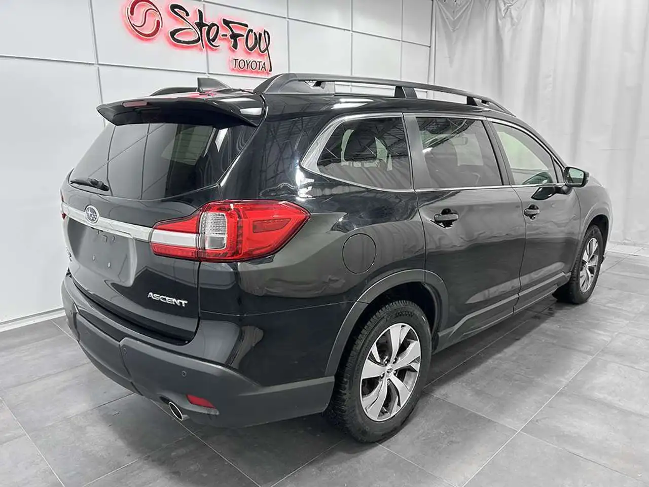 Subaru Ascent снимка Subaru Ascent