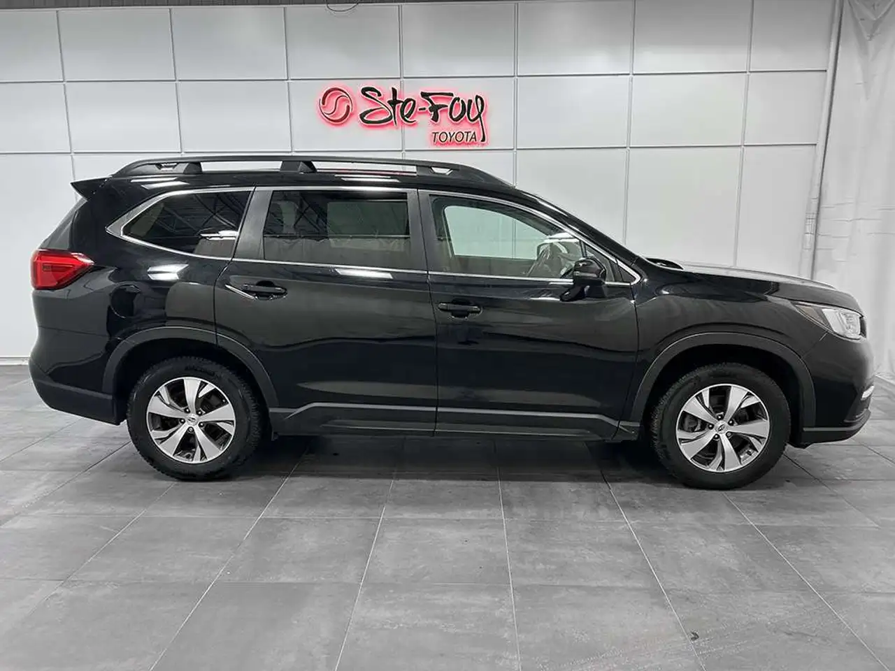 Subaru Ascent снимка Subaru Ascent