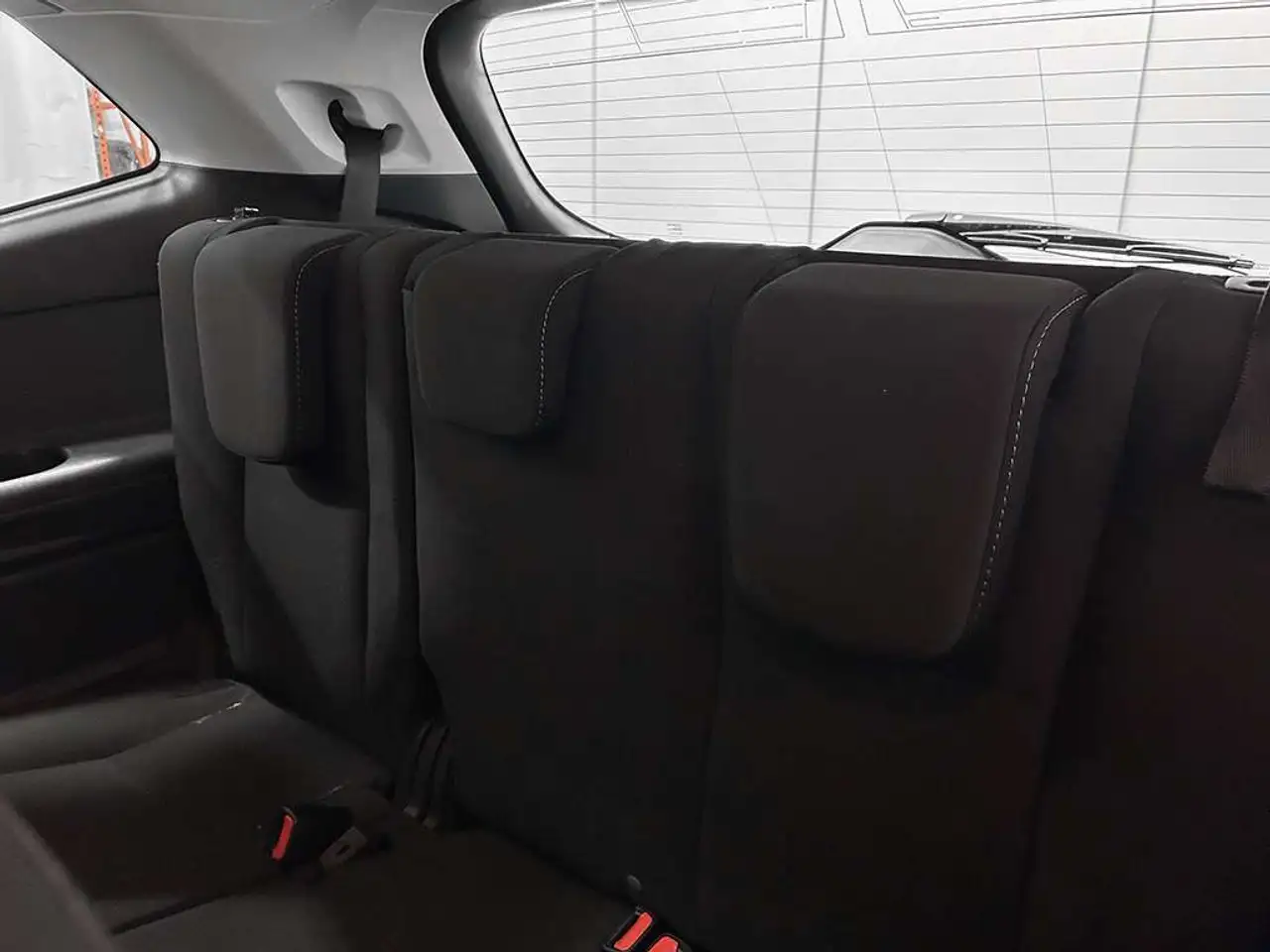 Subaru Ascent снимка Subaru Ascent