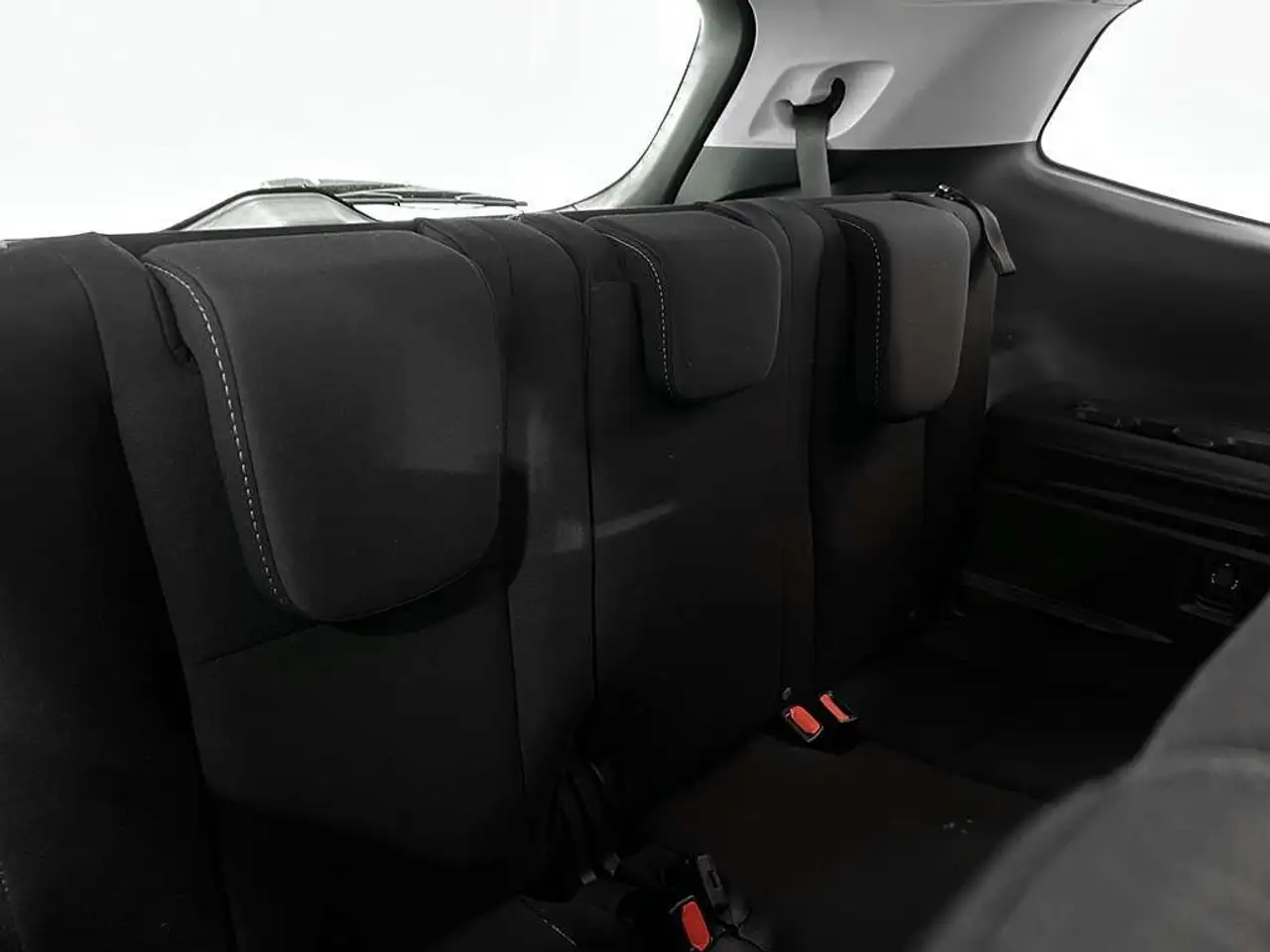 Subaru Ascent снимка Subaru Ascent