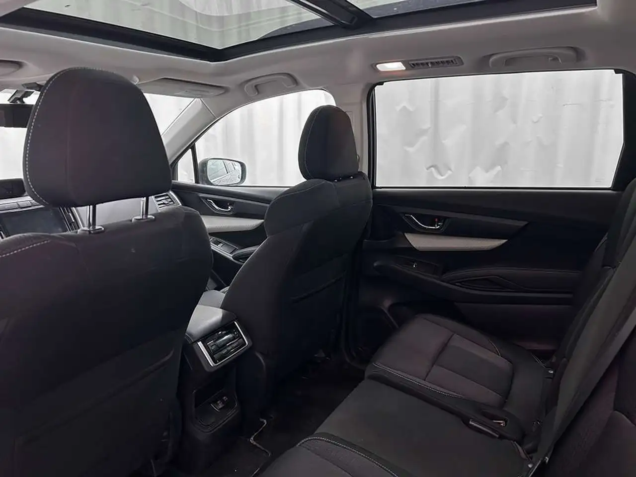 Subaru Ascent снимка Subaru Ascent