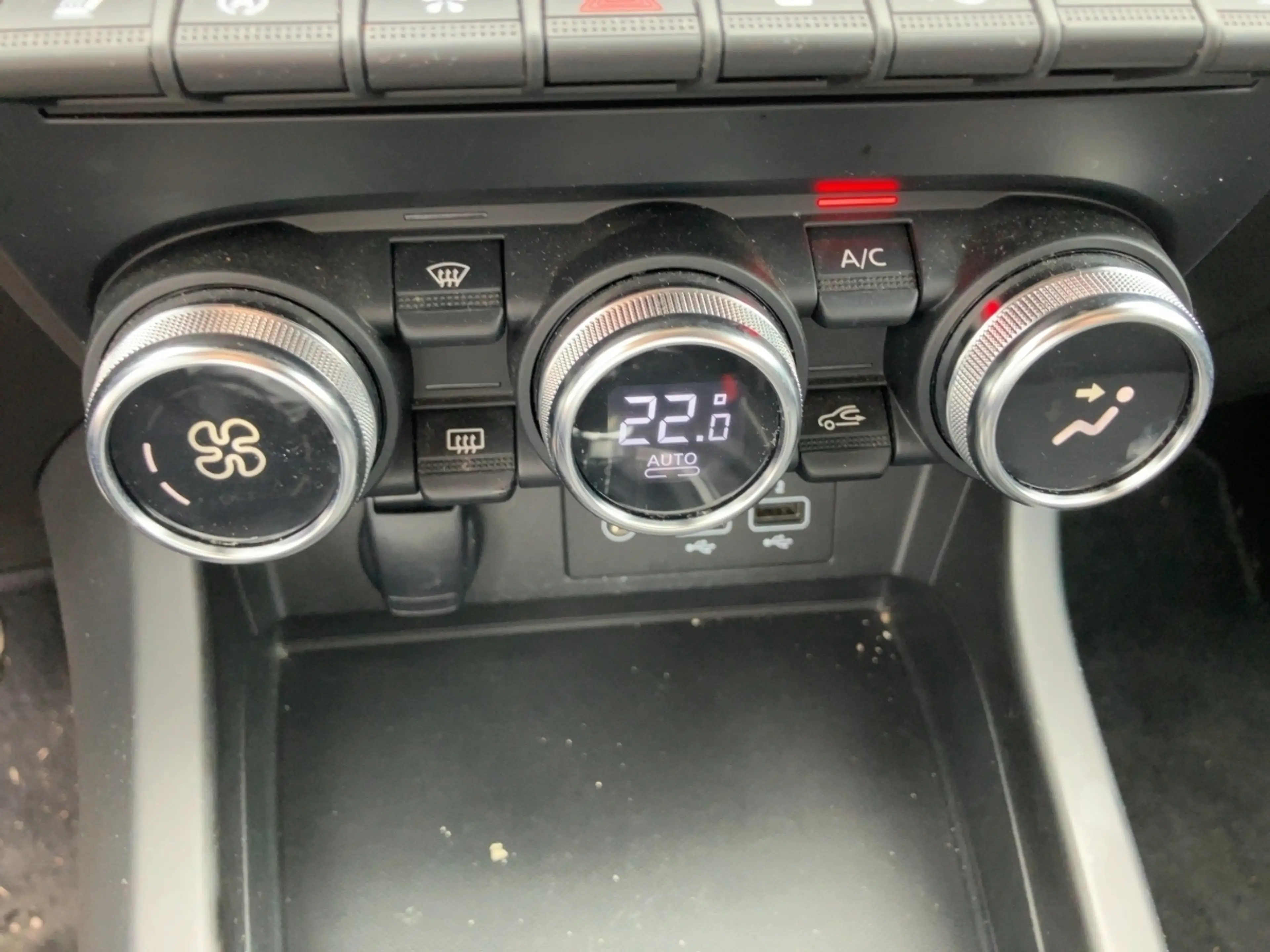 Renault Arkana Intens TCe 140PS Automatik Rückfahrkamera — photo 14