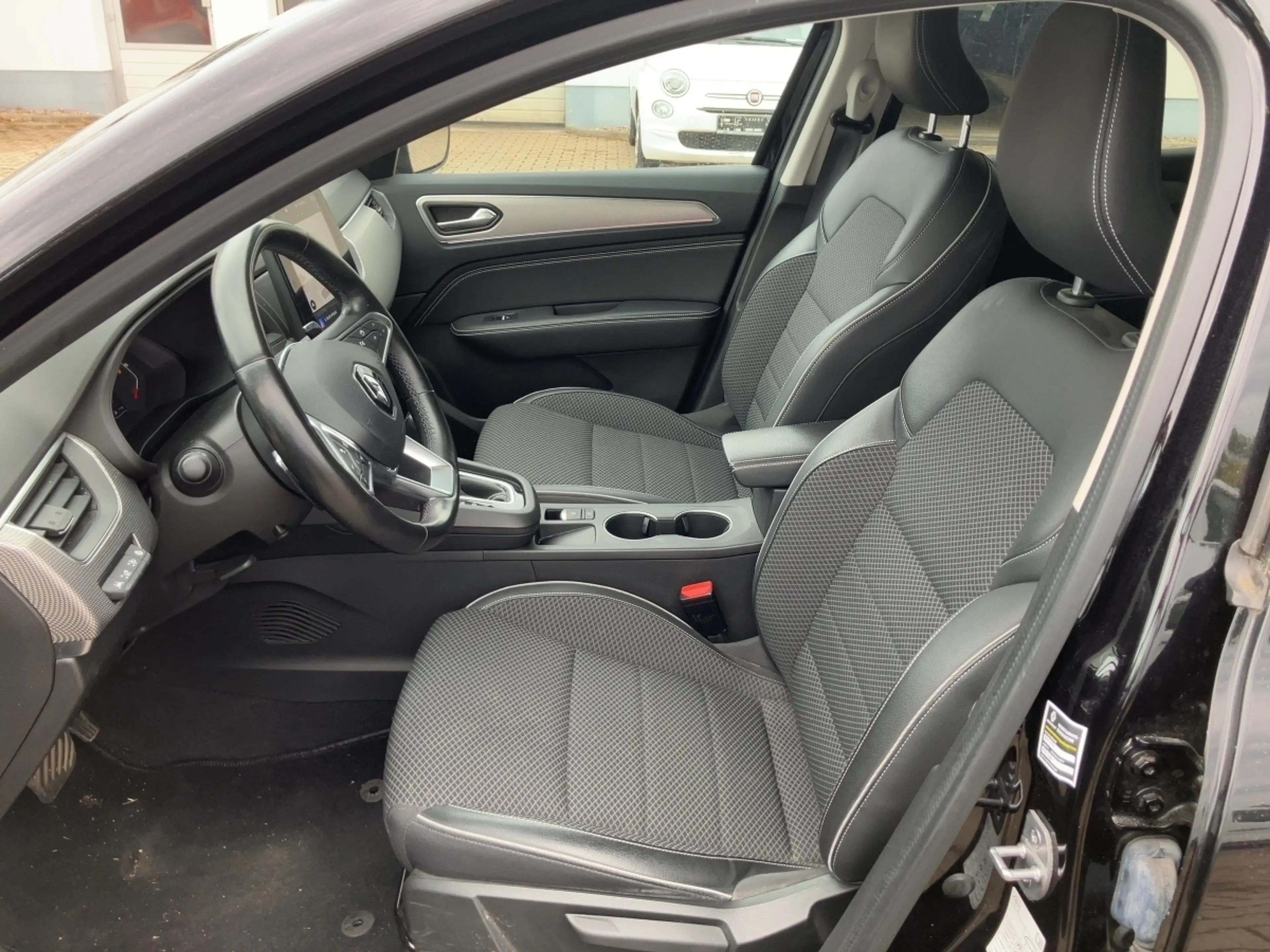 Renault Arkana Intens TCe 140PS Automatik Rückfahrkamera — photo 7