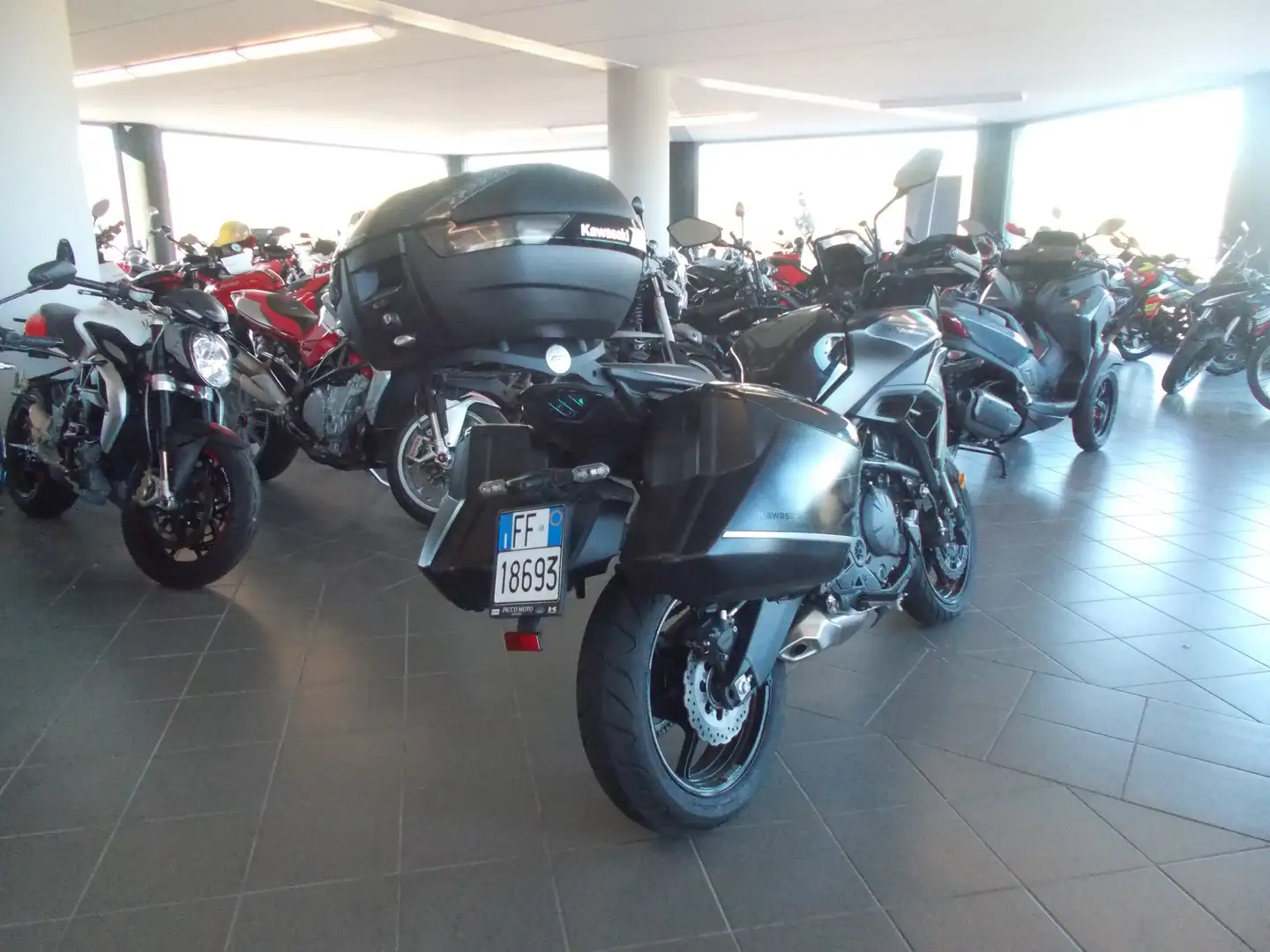 Kawasaki Versys 650 TOURER Grigio - 2