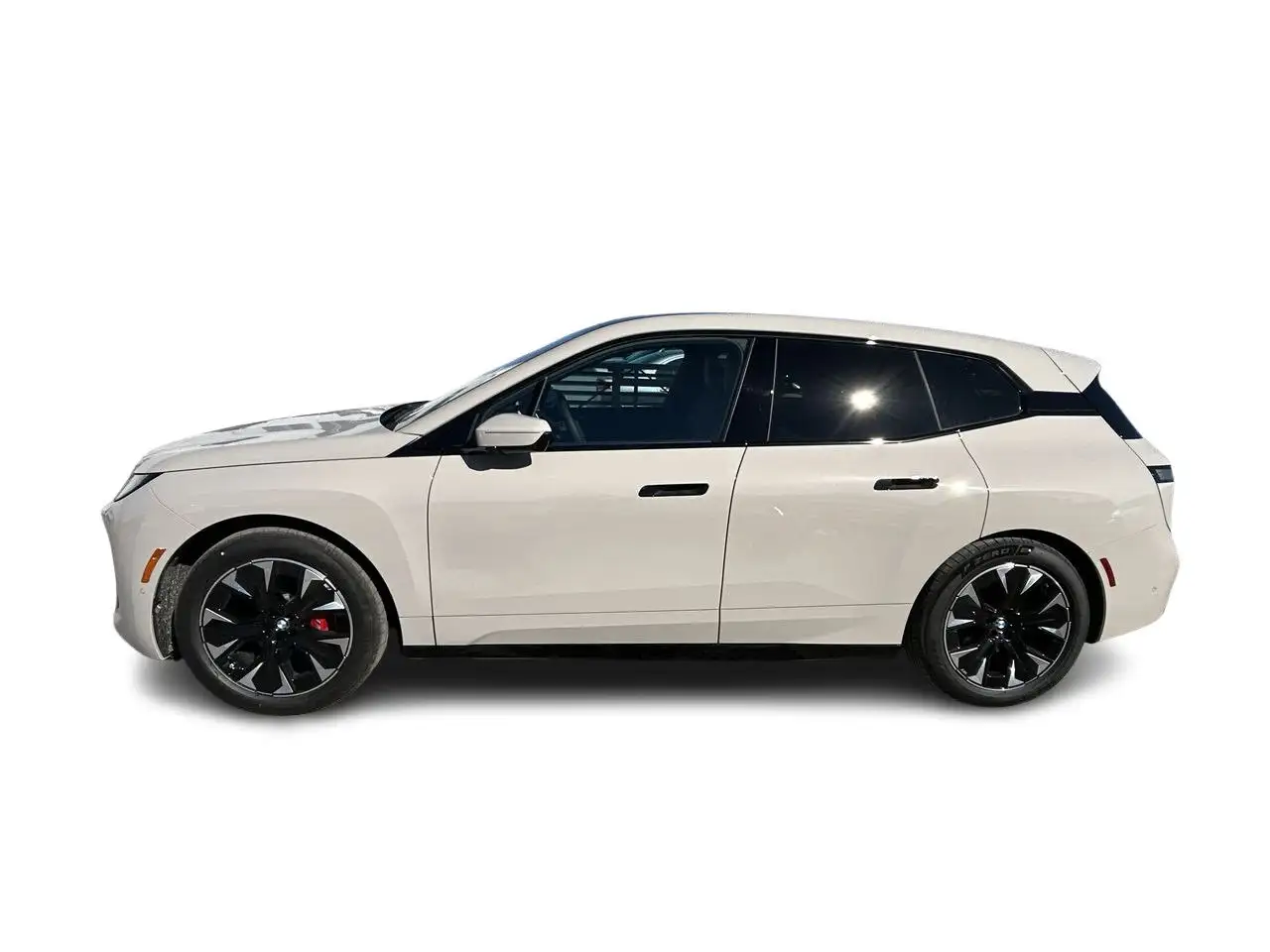 BMW iX снимка BMW iX