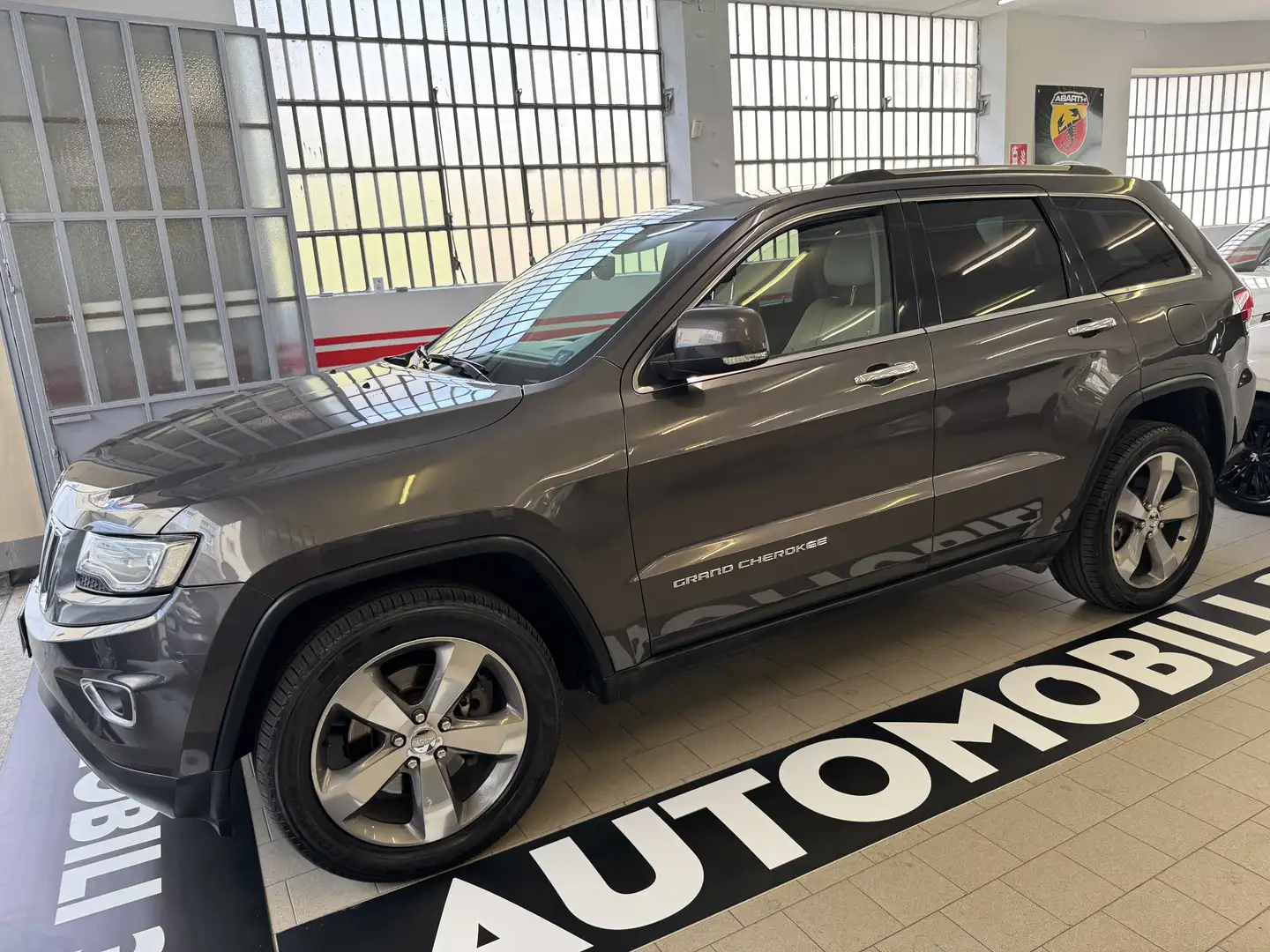 Jeep Grand Cherokee 3.0 crd (mjt II) V6 Limited 250cv auto - 1