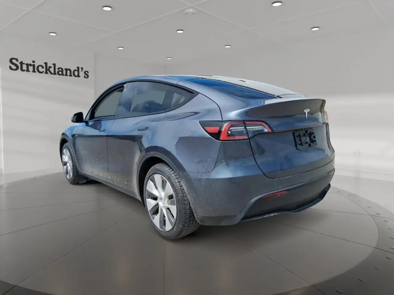 Tesla Model Y снимка Tesla Model Y