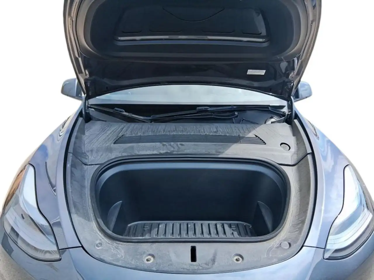 Tesla Model Y снимка Tesla Model Y