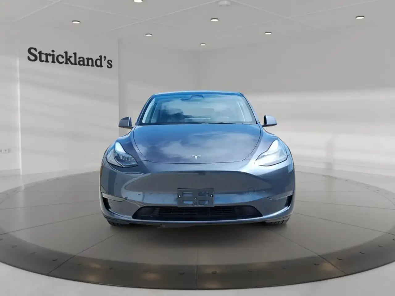 Tesla Model Y снимка Tesla Model Y