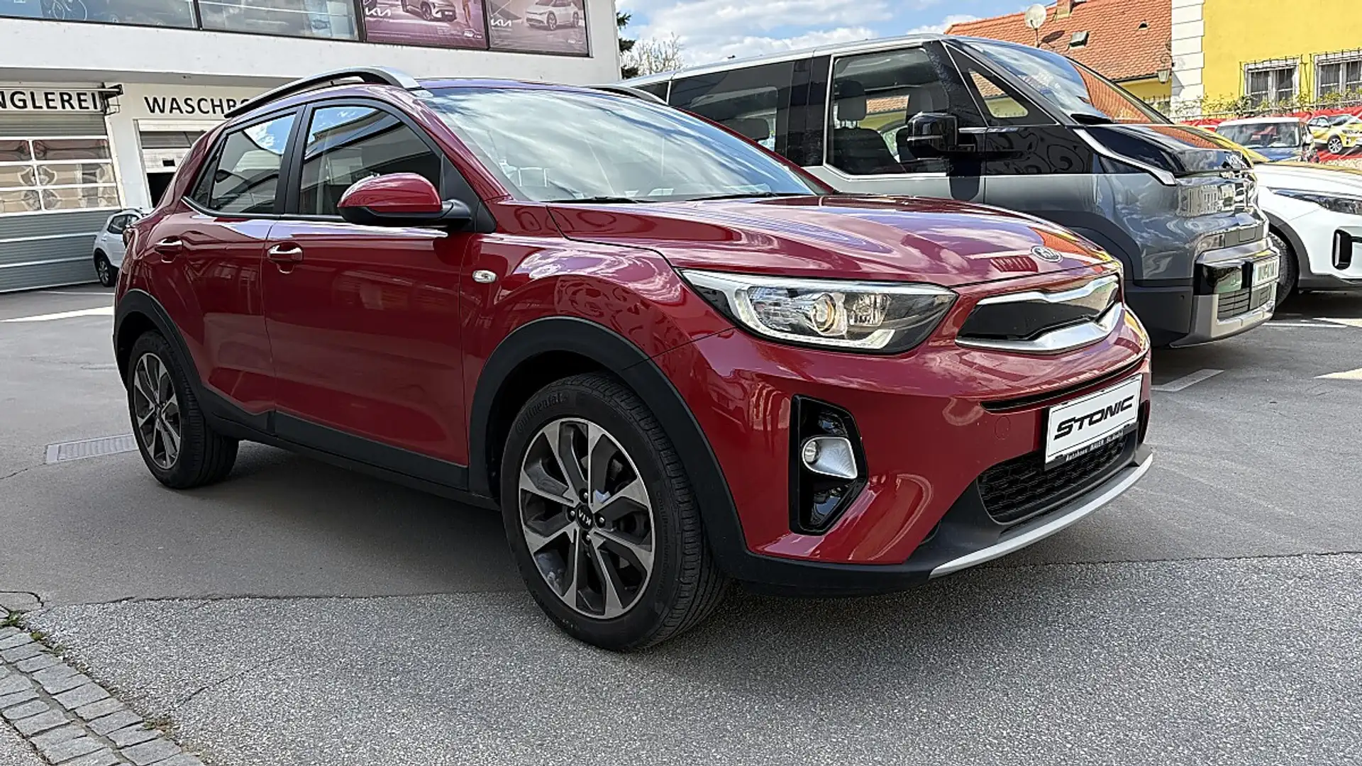 Kia Stonic 1,4 MPI ISG Silber Rot - 2