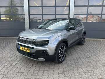 54 kWh 156pk Automaat Summit