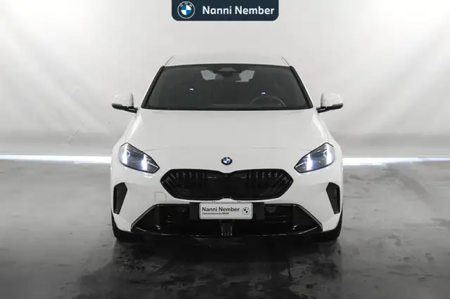 BMW 1 Series view 2