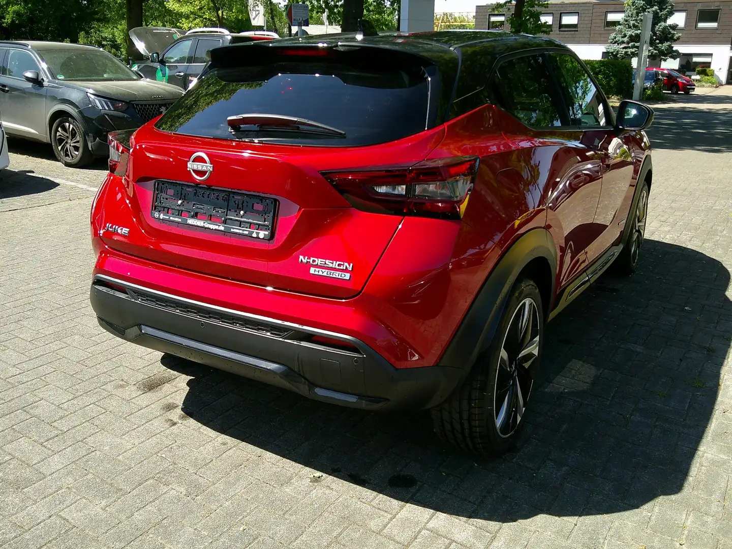 Nissan Juke 1,6 HYBRID N-DESIGN NC Tech Bose Ext/Int Black Rojo - 2
