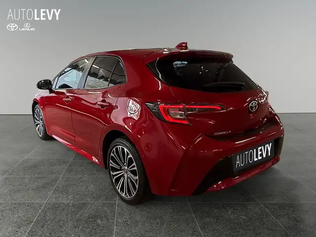 Toyota Corolla view 4