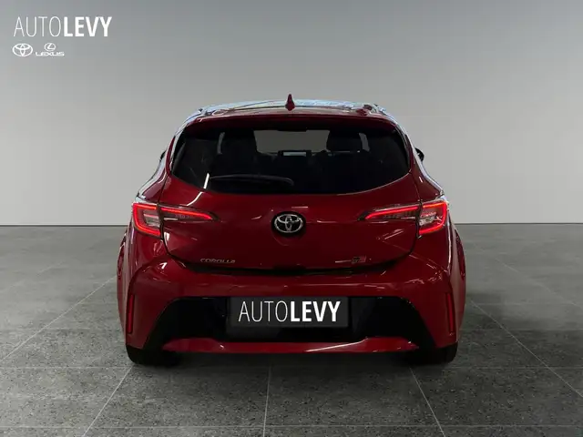 Toyota Corolla view 5