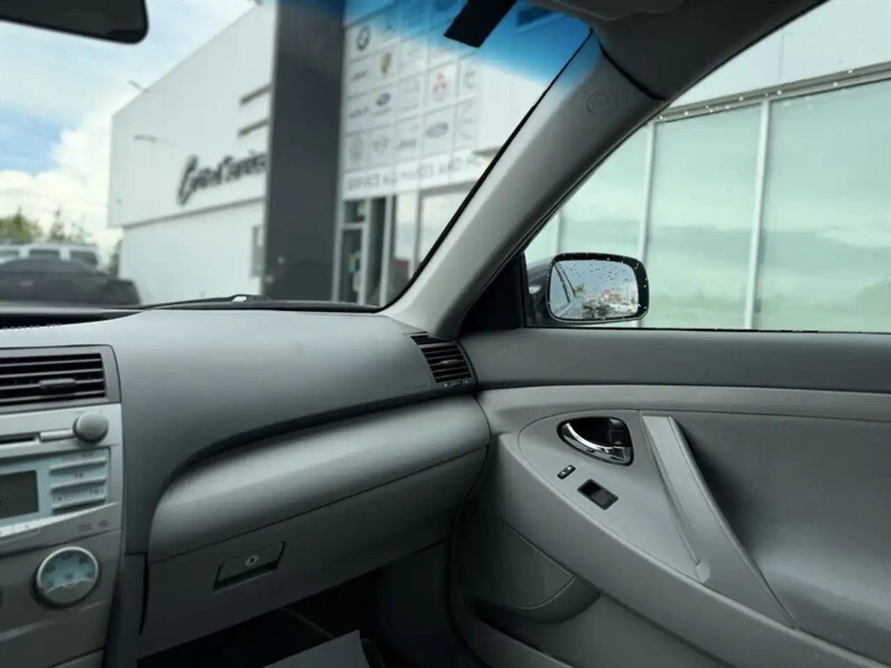 Toyota Camry снимка Toyota Camry