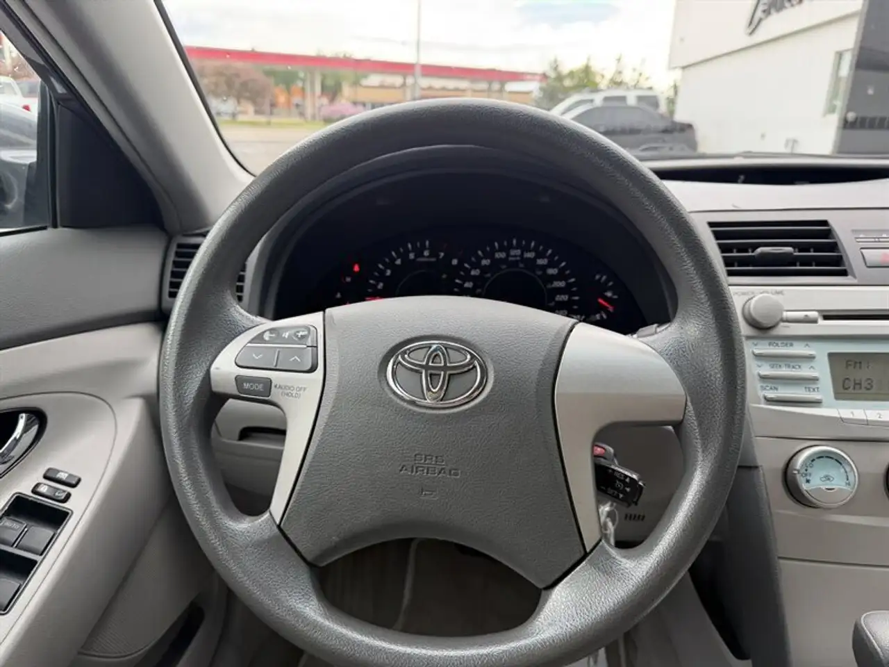 Toyota Camry снимка Toyota Camry