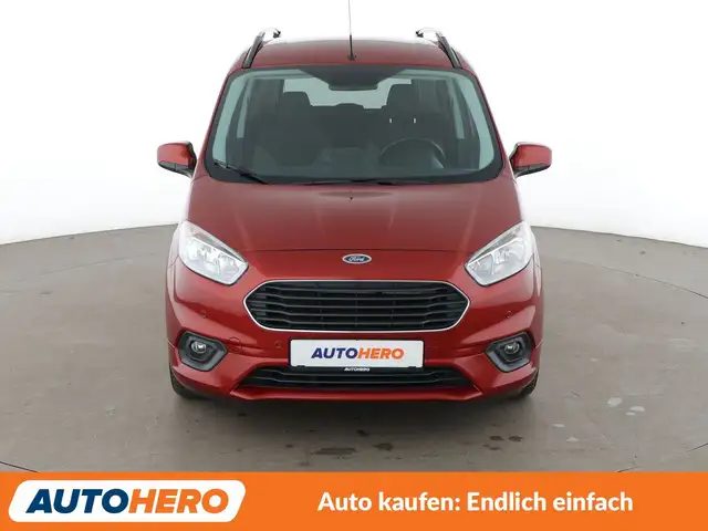 Ford Tourneo Courier view 9
