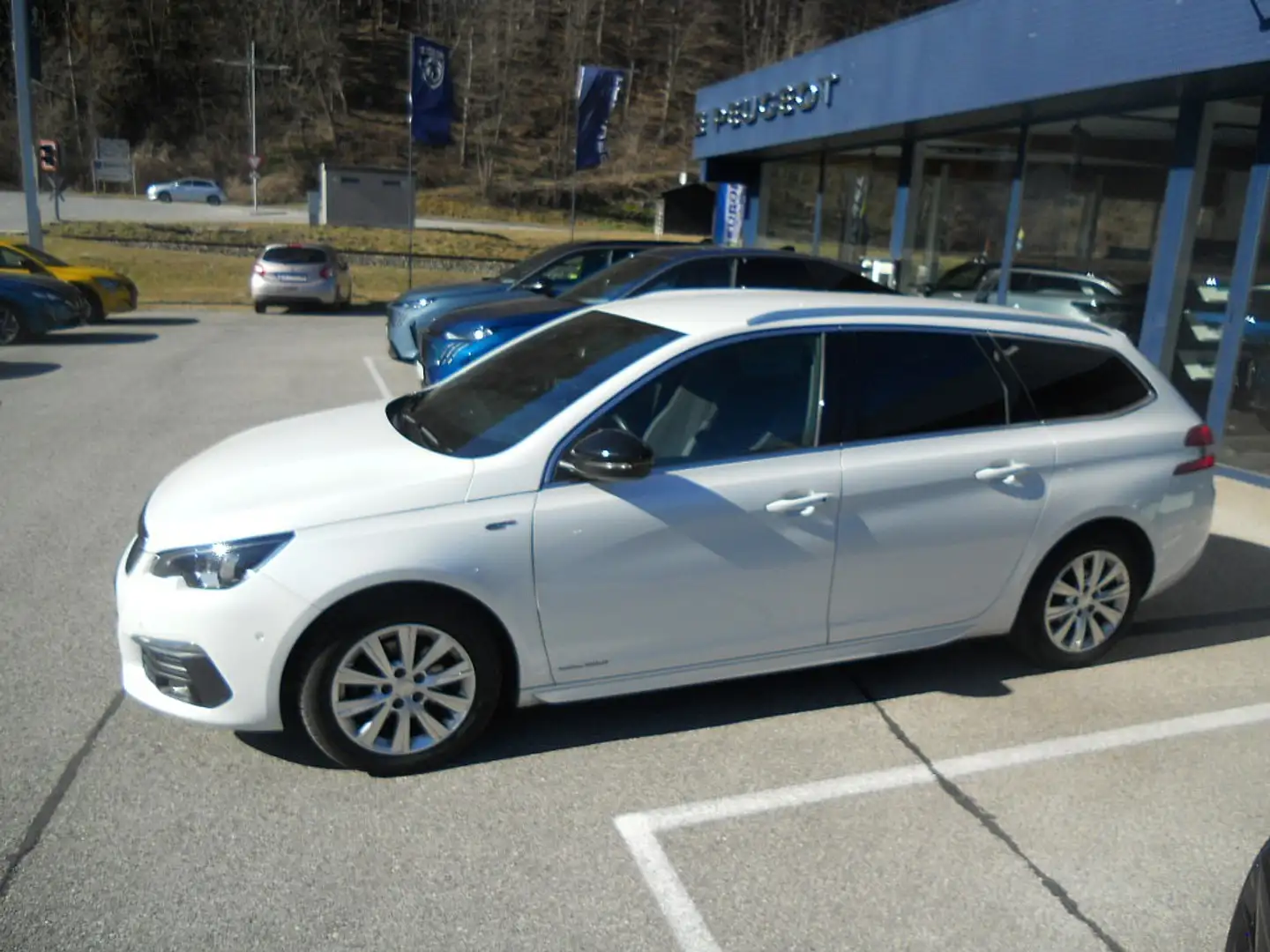 Peugeot 308 SW 1,5 BlueHDI 130 GT Line S&S EAT8 Aut. Blanc - 2