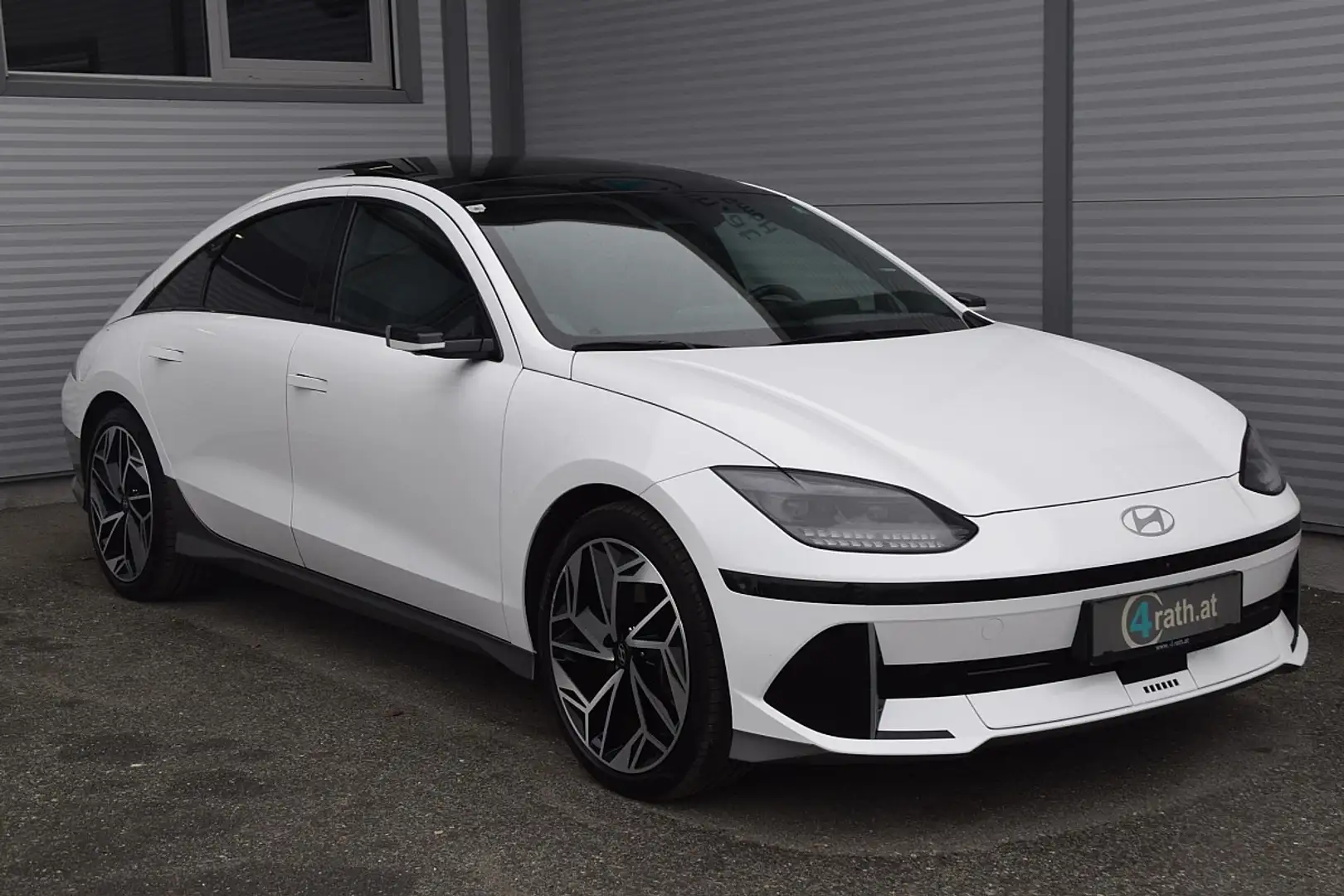 Hyundai IONIQ 6 Ioniq 6 Elektro 77,4kWh Top Line Long Range Aut... Weiß - 2