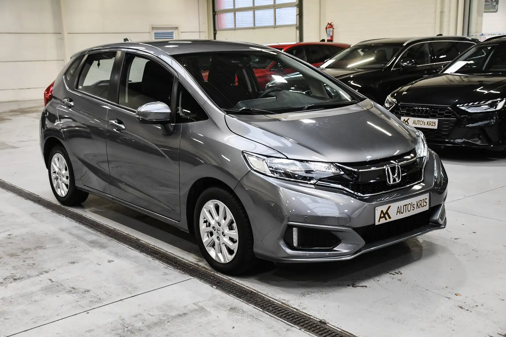 Honda Jazz Jazz 1.3 i-VTEC Comfort - NAVIGATIE / PDC / CC Grijs - 2