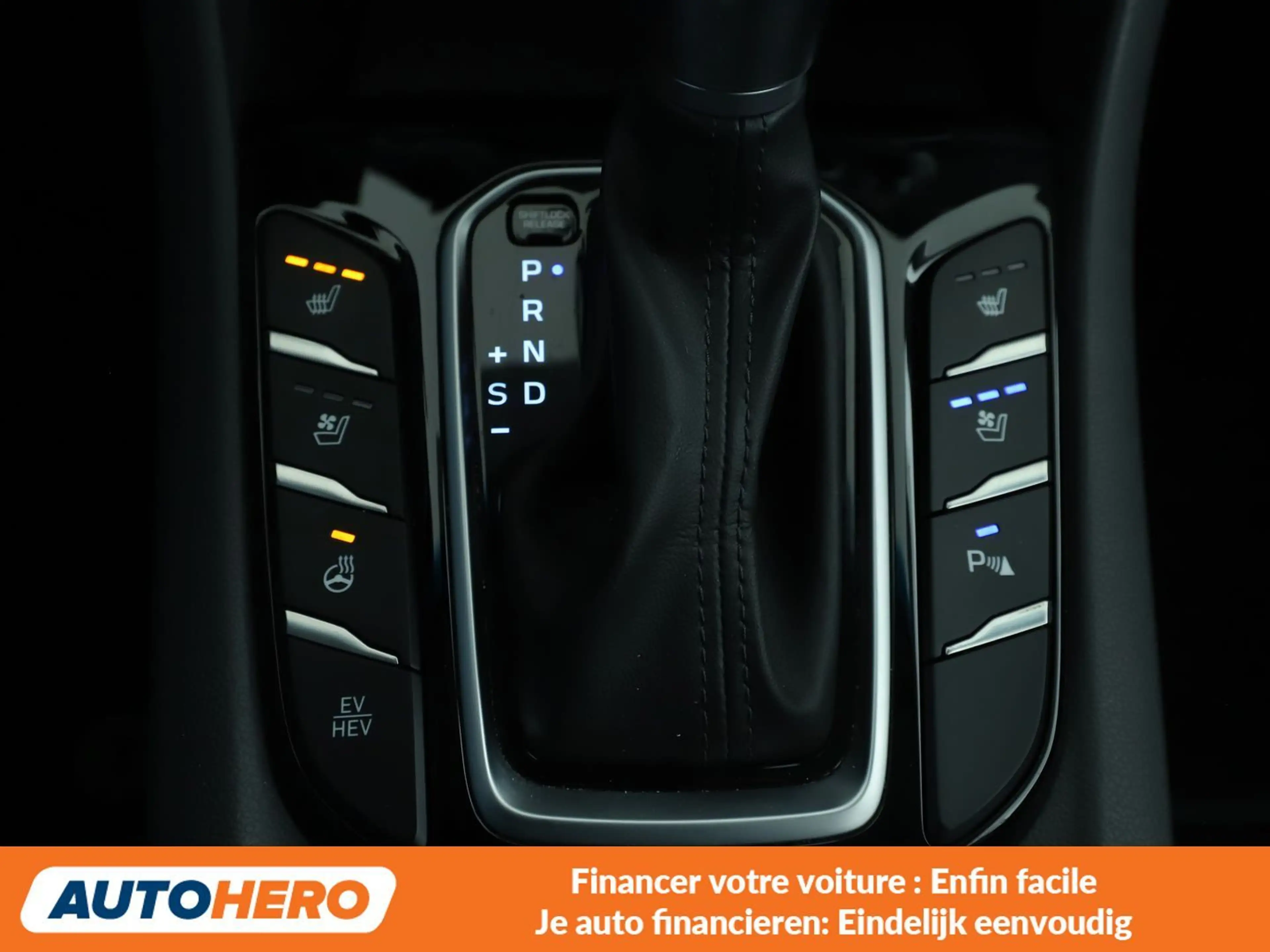Hyundai IONIQ 1.6 Hybrid Premium — photo 13