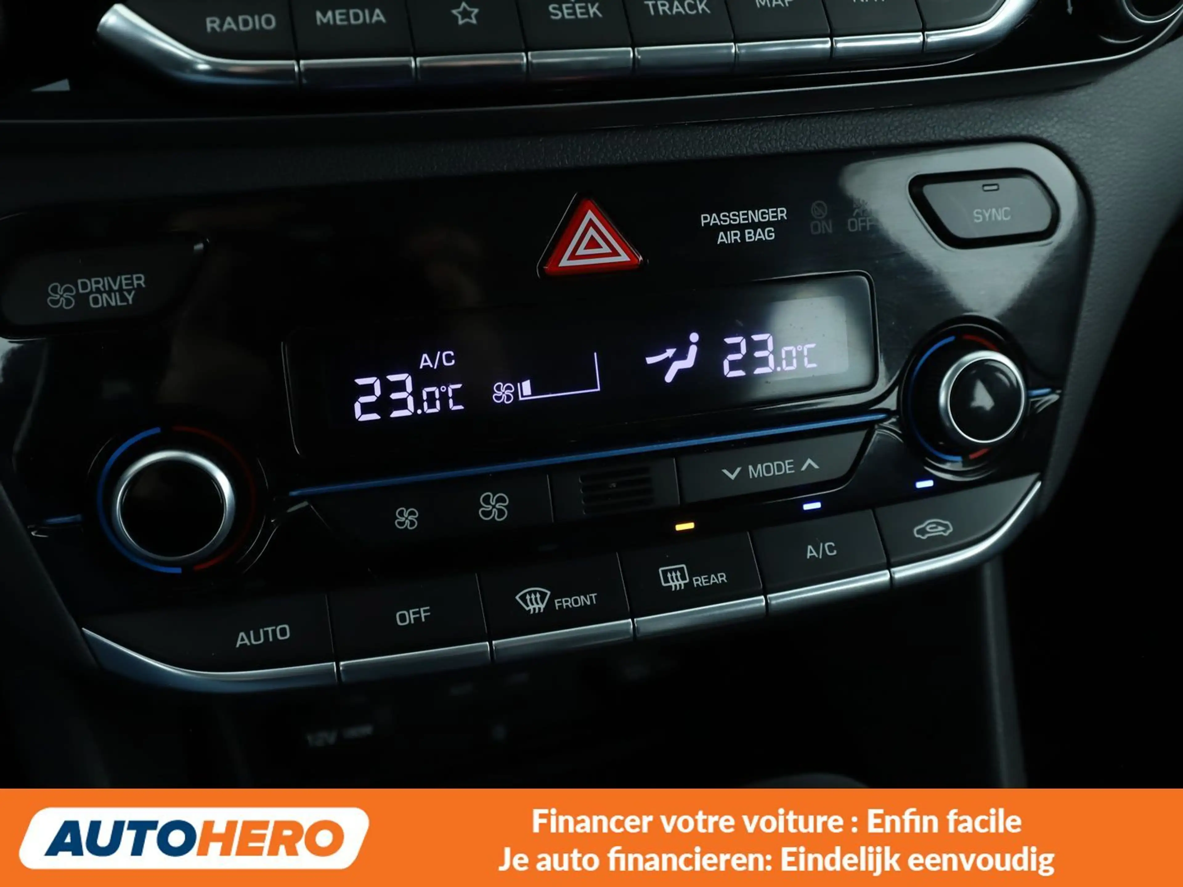 Hyundai IONIQ 1.6 Hybrid Premium — photo 12