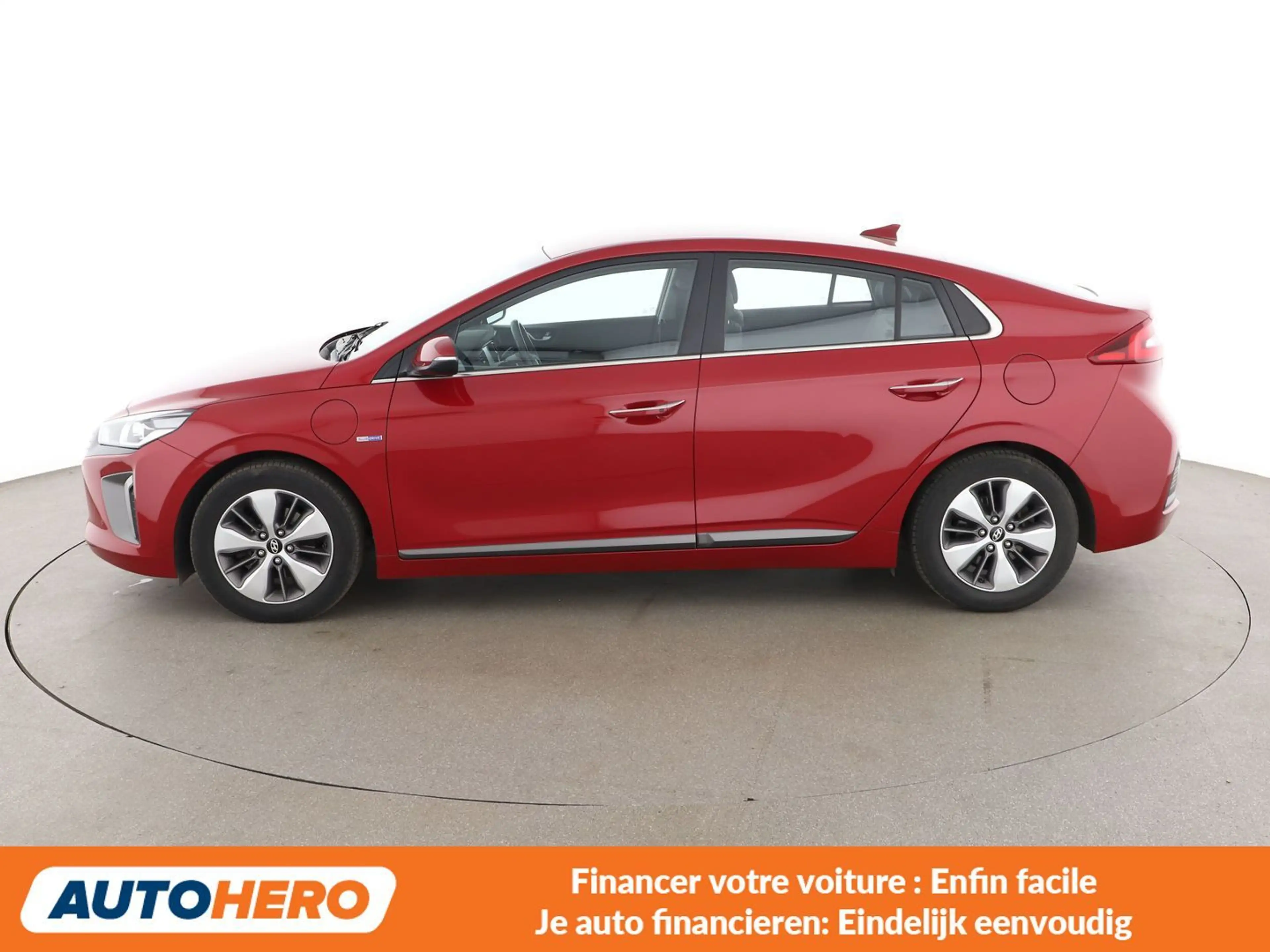 Hyundai IONIQ 1.6 Hybrid Premium — photo 3
