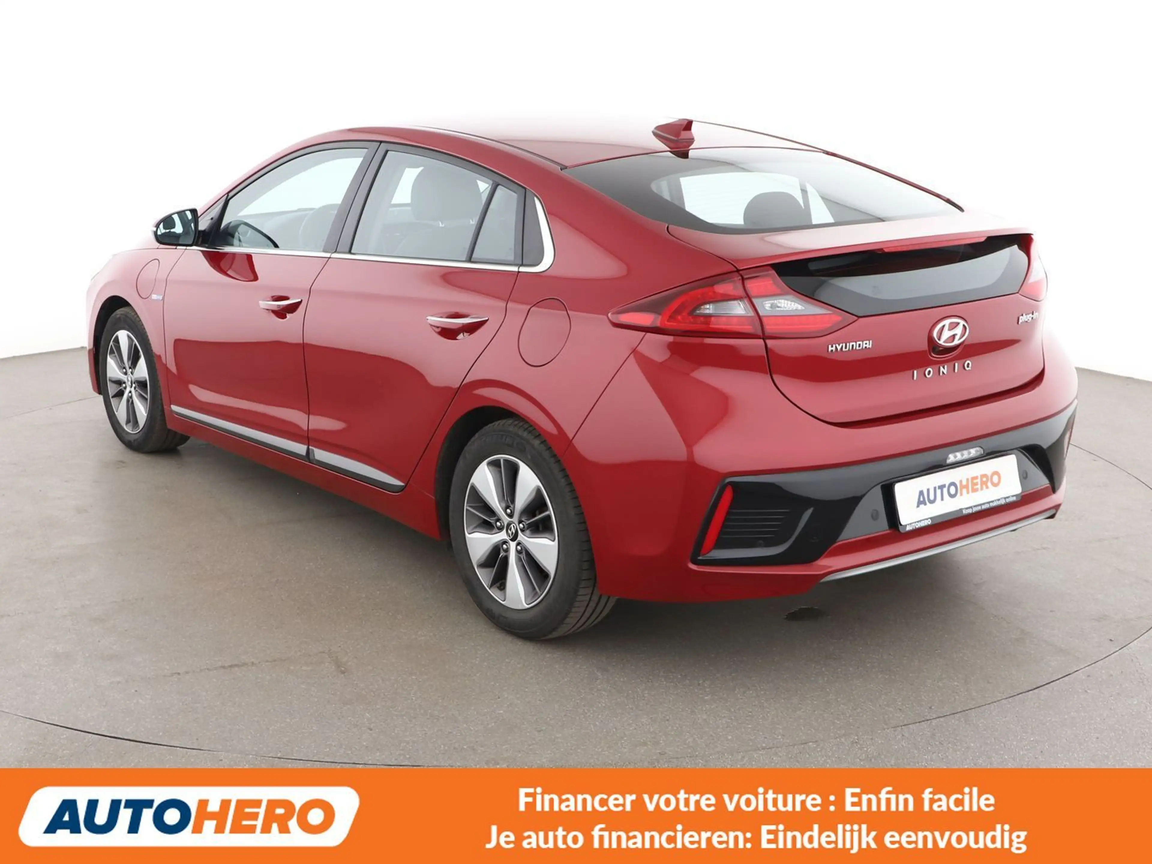 Hyundai IONIQ 1.6 Hybrid Premium — photo 4