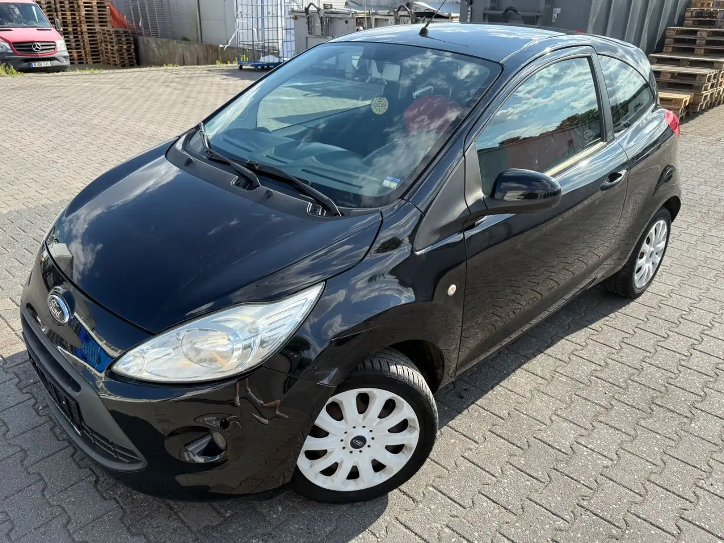Ford Ka/Ka+ Titanium 1 Jahr Garantie Nero - 1