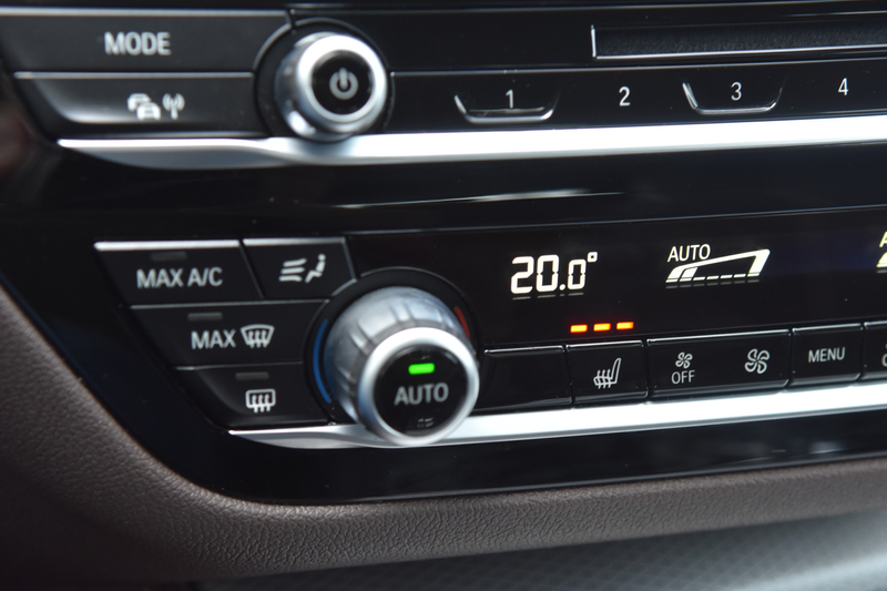 BMW 530 5-serie Touring 530i High Executive * M-Sport * Pa — photo 36