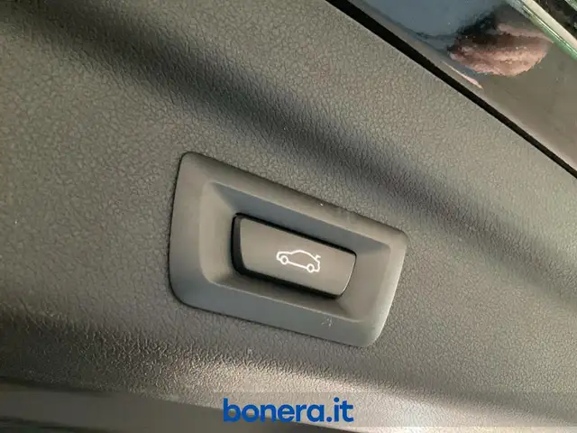 BMW 2 Series view 14