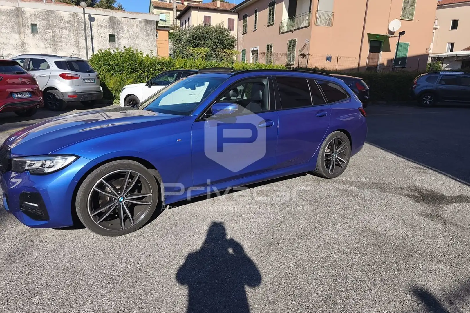 BMW 320 320d xDrive Touring Msport Blauw - 1