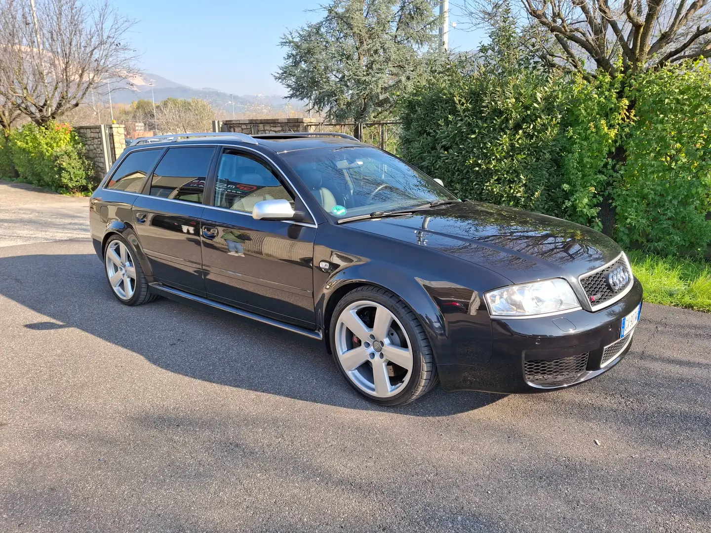 Audi RS6 RS6 Avant 4.2 V8 Negru - 2