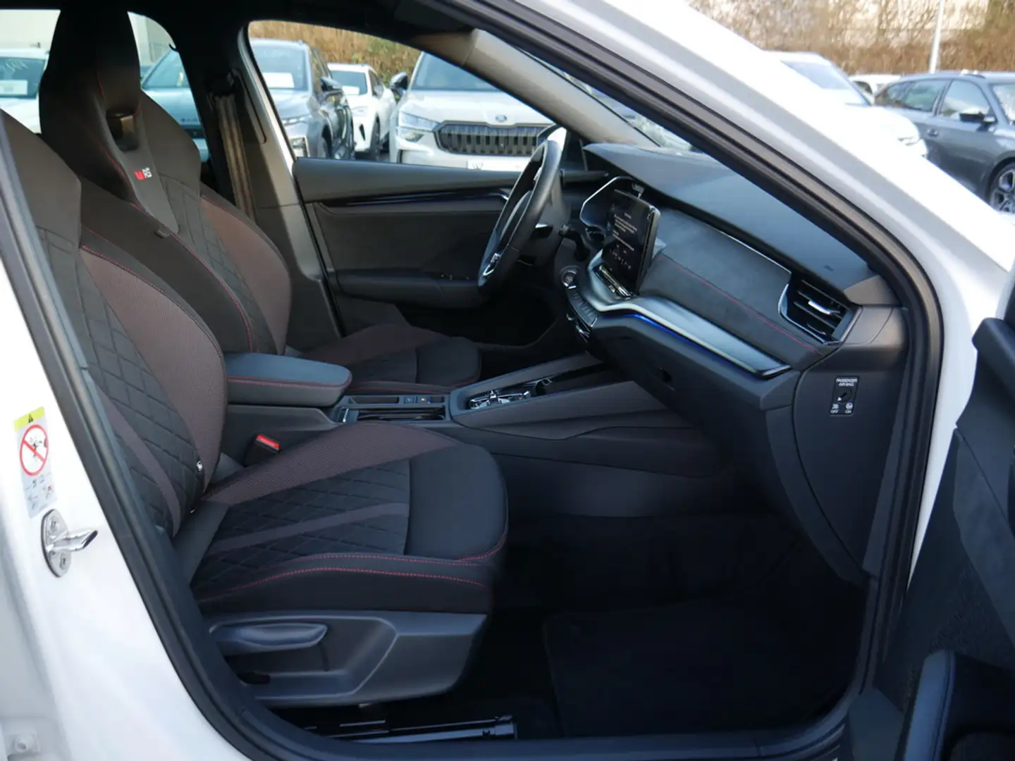 Skoda Octavia Combi 2.0 TDI RS NAVI AHK ACC HUD LED Weiß - 2