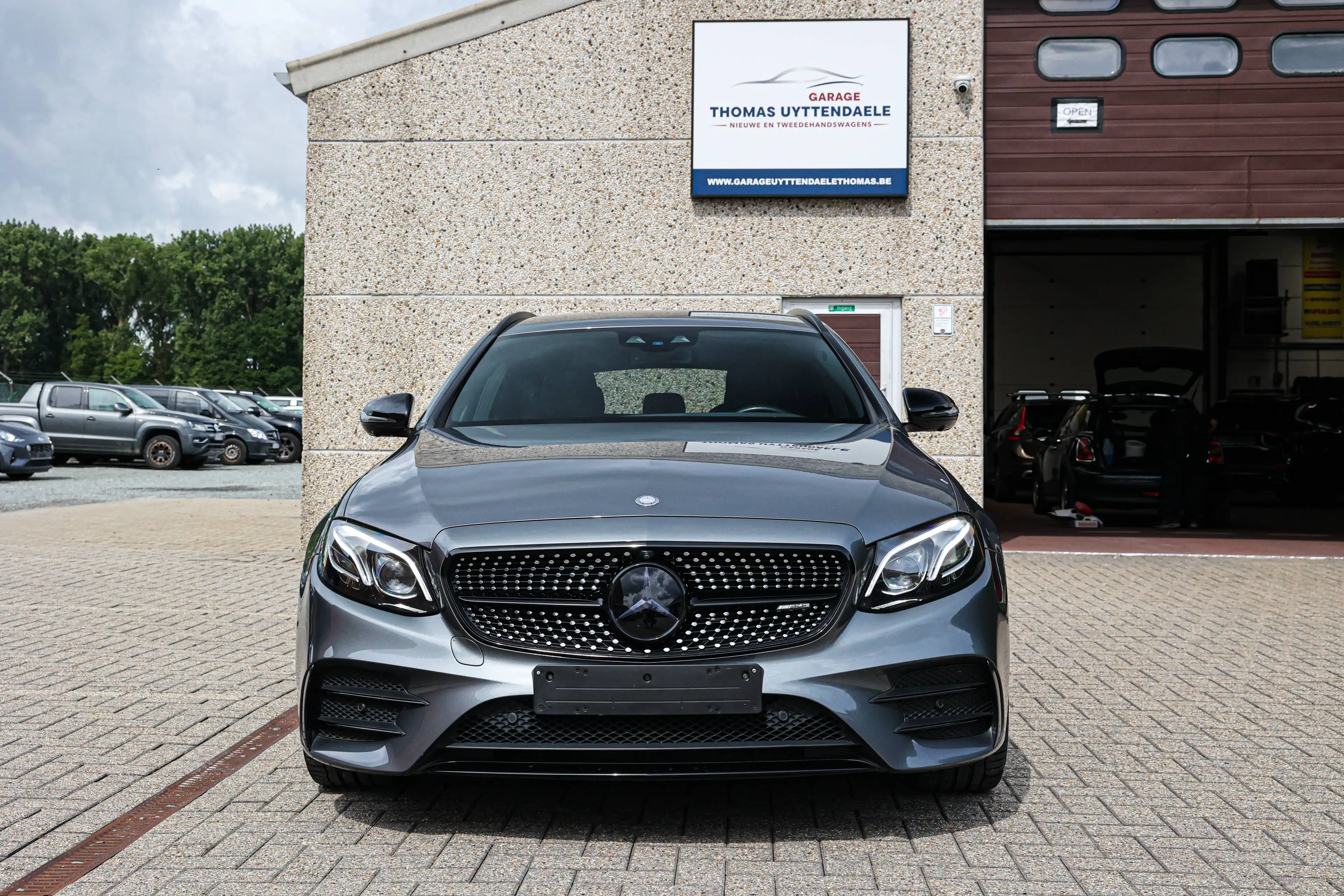Mercedes-Benz E 43 AMG STAGE-1*LUCHTVERING*360°CAMERA*ZETELVERWARMING*ELECTRISCHE-KOFFER*LEDER-ALCANTARA* — photo 2