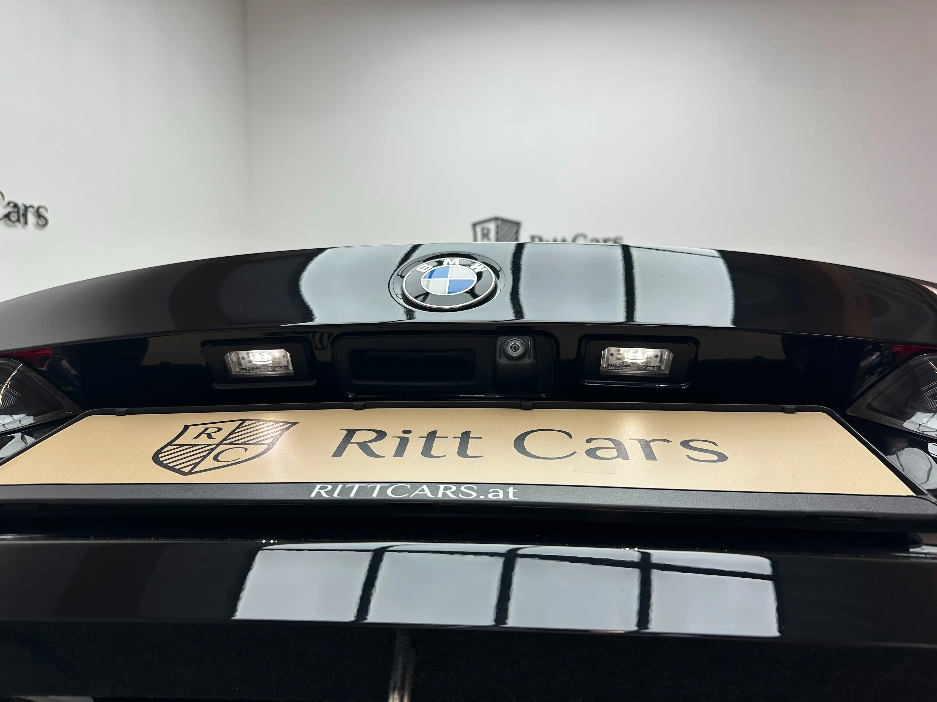 BMW 320 320d Aut. M-Sport - HeadUp - 360 - Hifi - 8Fach - — photo 13