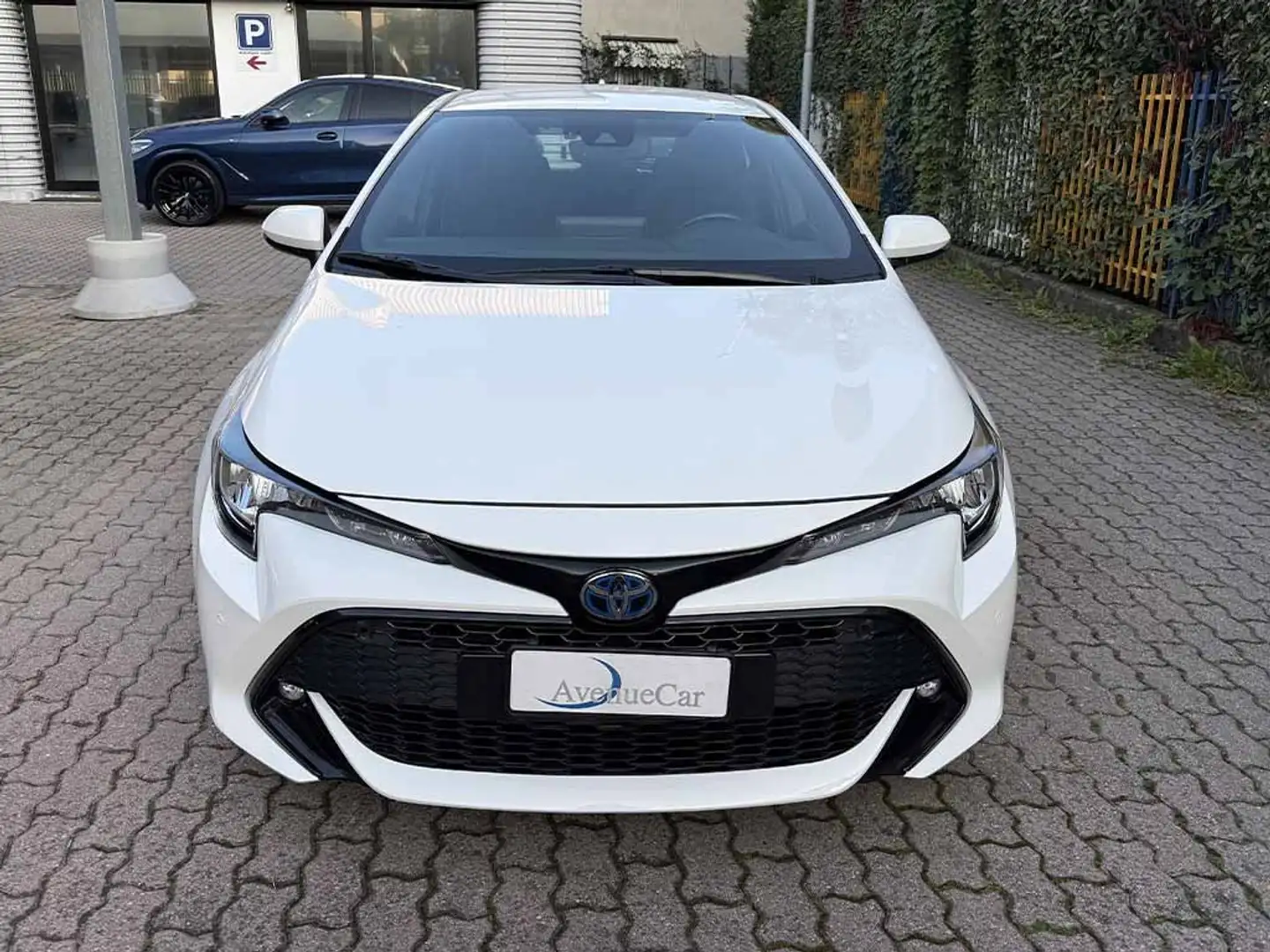 Toyota Corolla 1.8h Active cvt TELECAMERA CARPLAY PREZZO REALE Bianco - 2